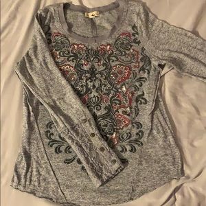 Live and let live gray long sleeve